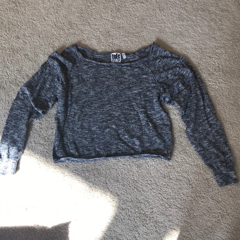 Crop top sweater